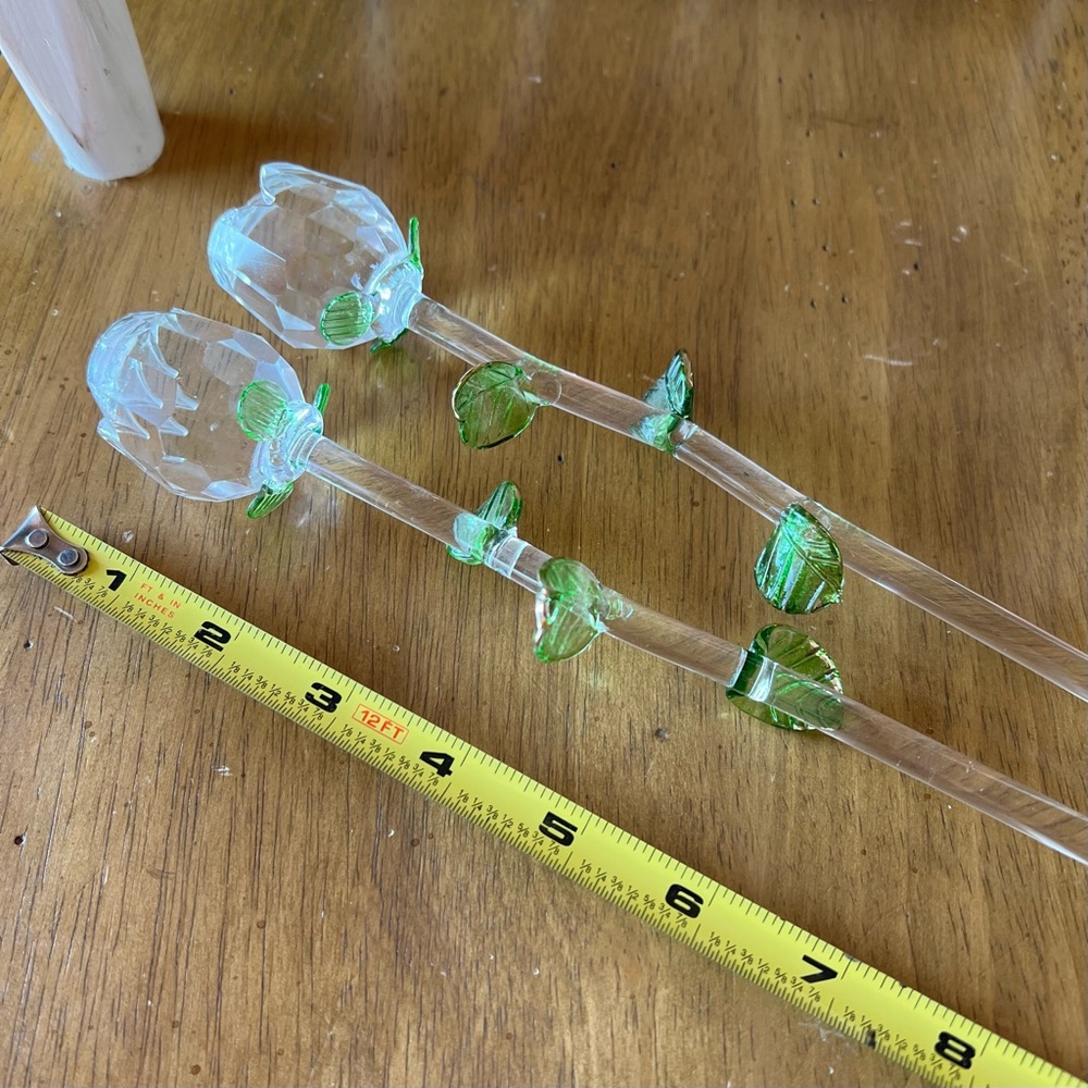 Vintage, set of 2. Glass long stem clear roses - Picture 2 of 7